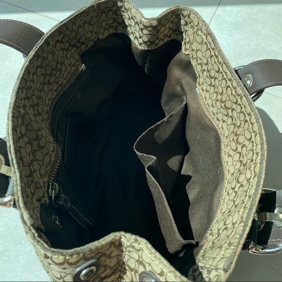 Coach Shoulder Bag - Picture 5 of 5